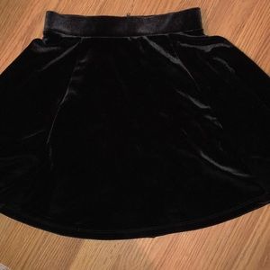H&M Divided Velvet skirt